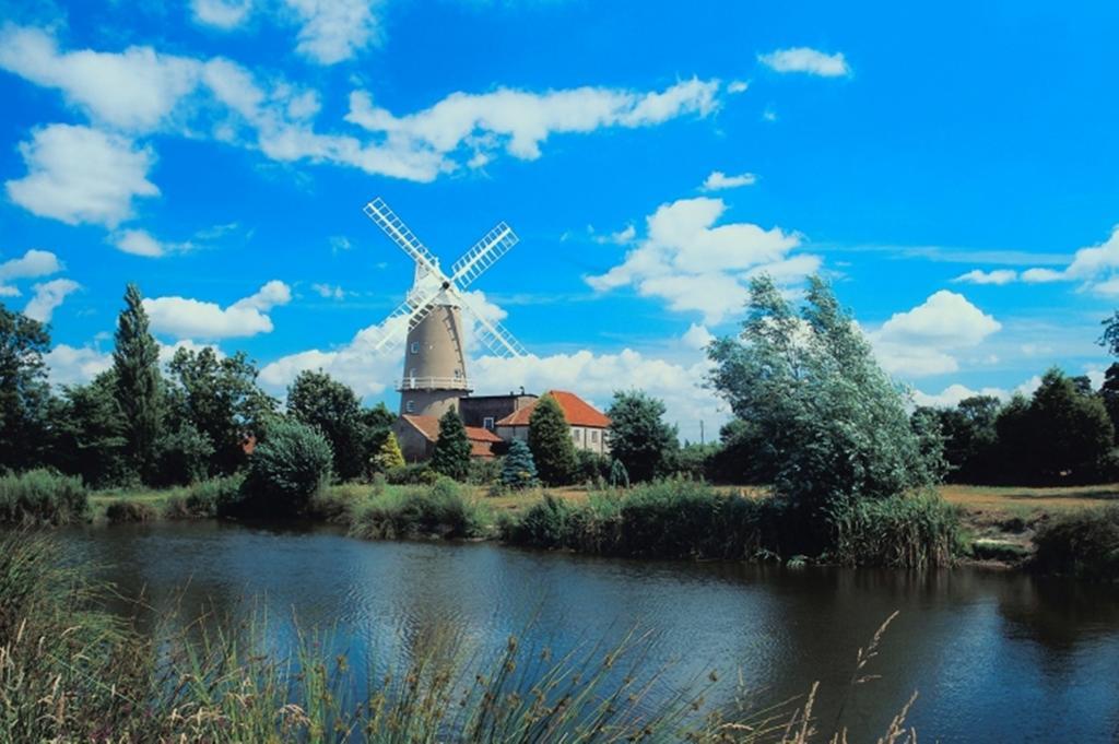 Wayford Bridge Inn Hotel Stalham Amenities photo