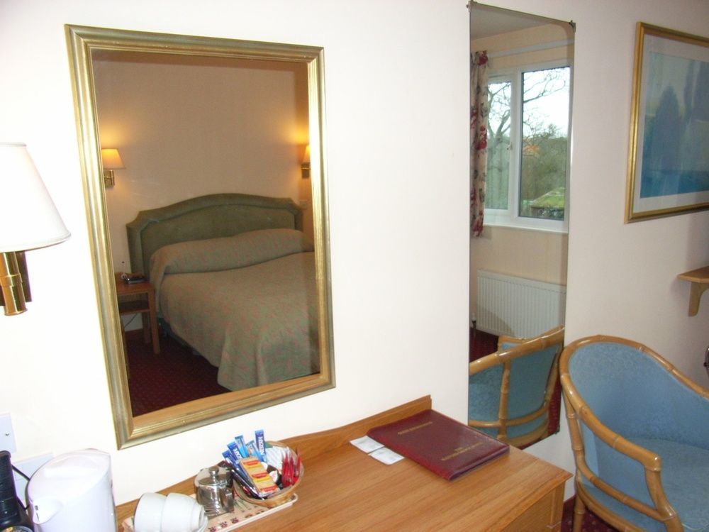 Wayford Bridge Inn Hotel Stalham Exterior photo